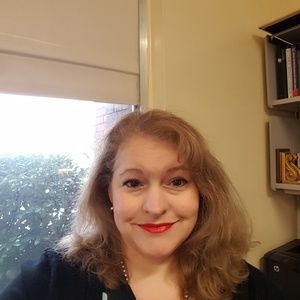 Meet your Posher, Angie